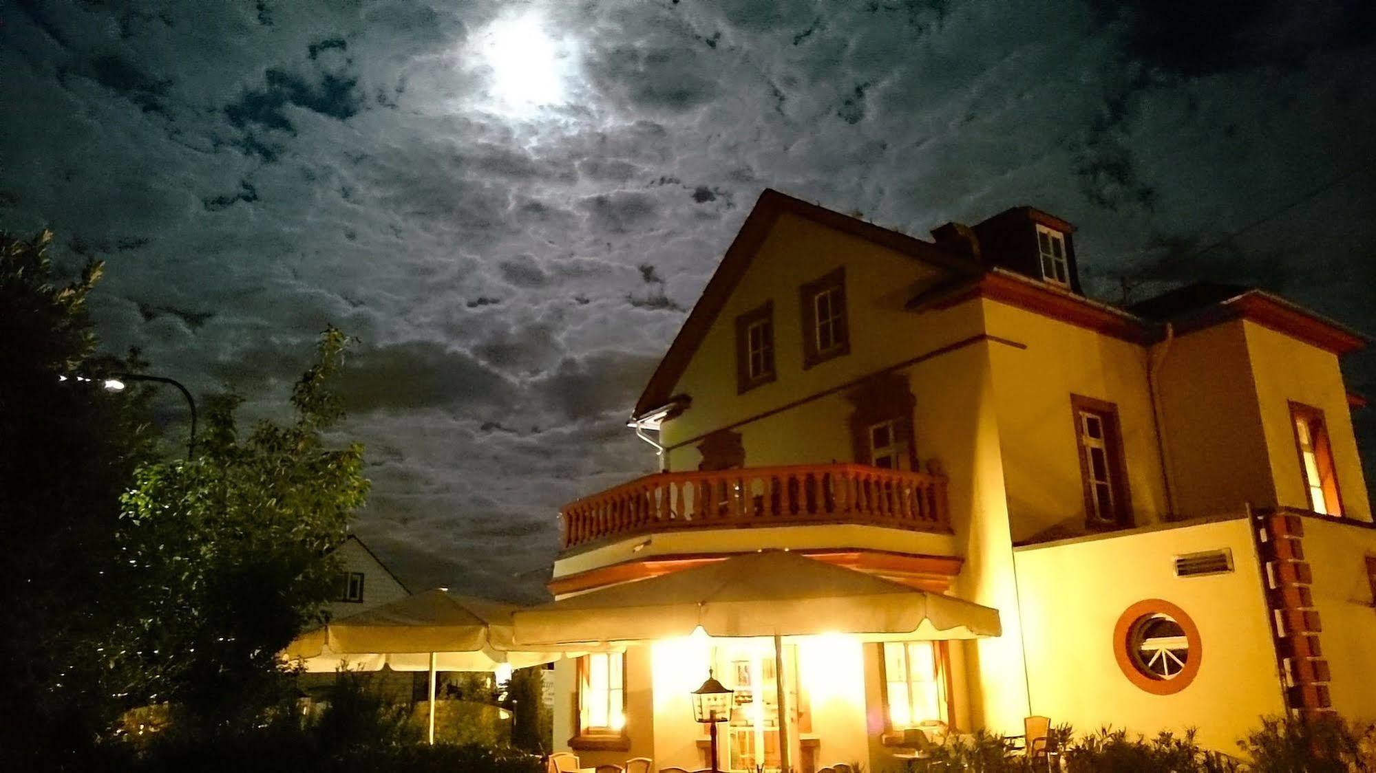 Romantik Hotel Villa Sayn 本多夫 外观 照片
