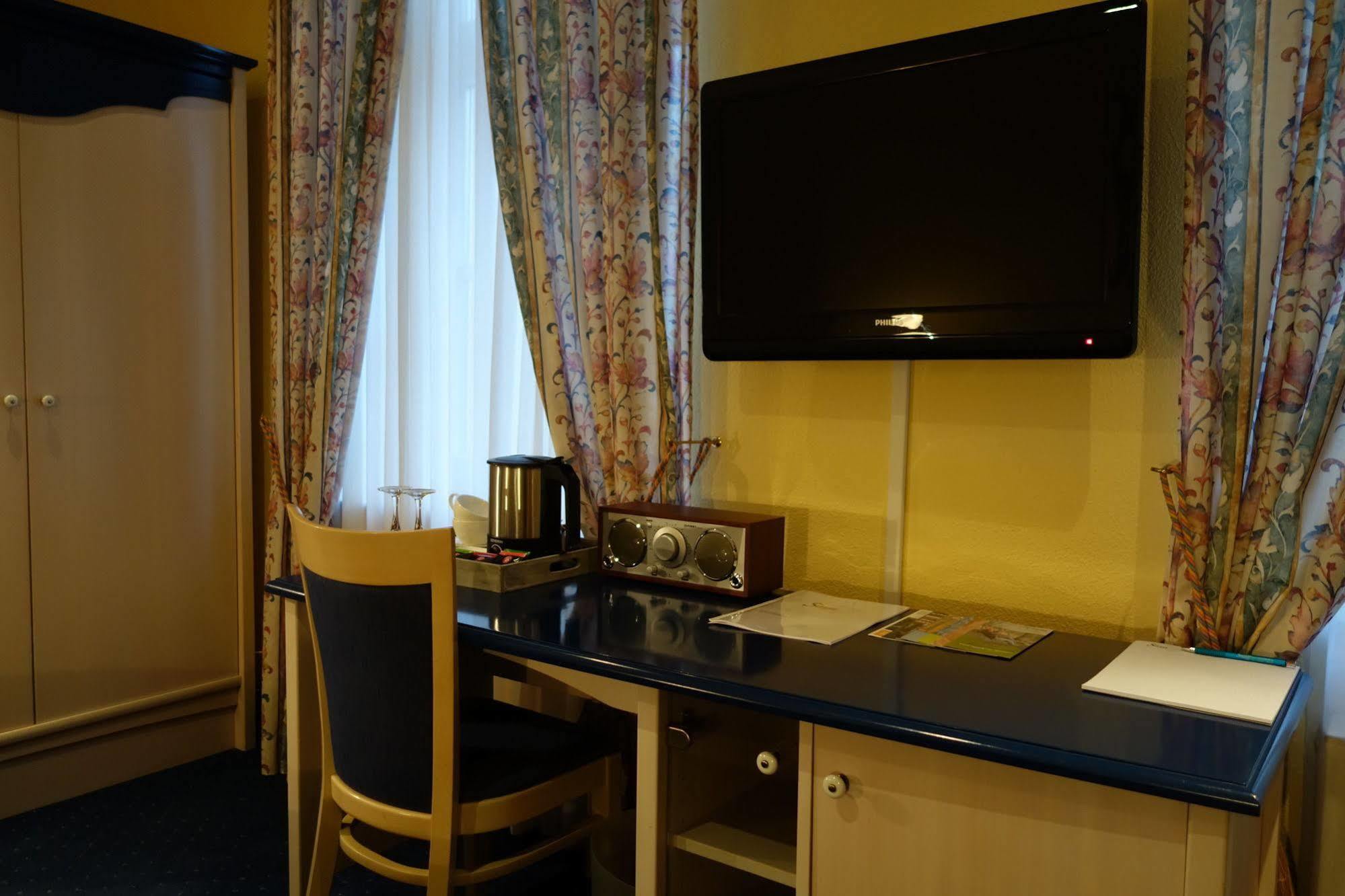 Romantik Hotel Villa Sayn 本多夫 外观 照片