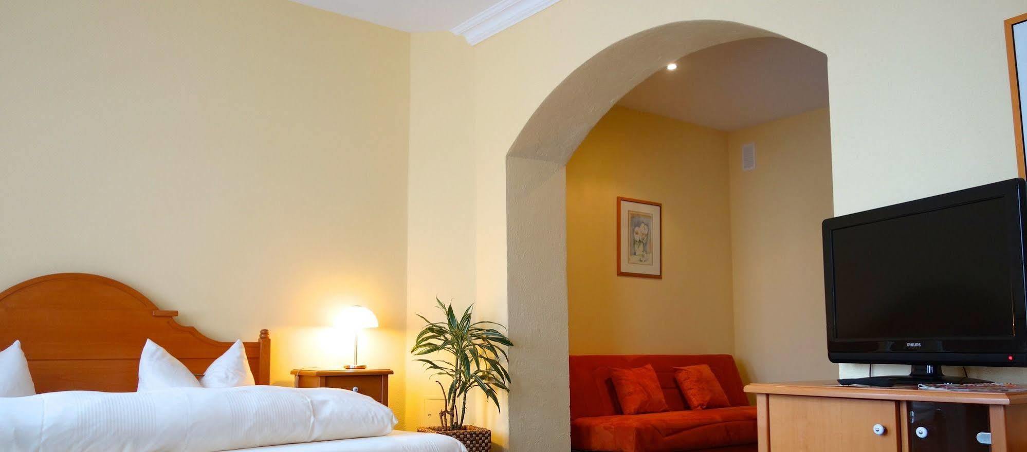 Romantik Hotel Villa Sayn 本多夫 外观 照片